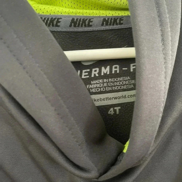 Nike Therma fit 4T hoodie - Picture 3 of 5
